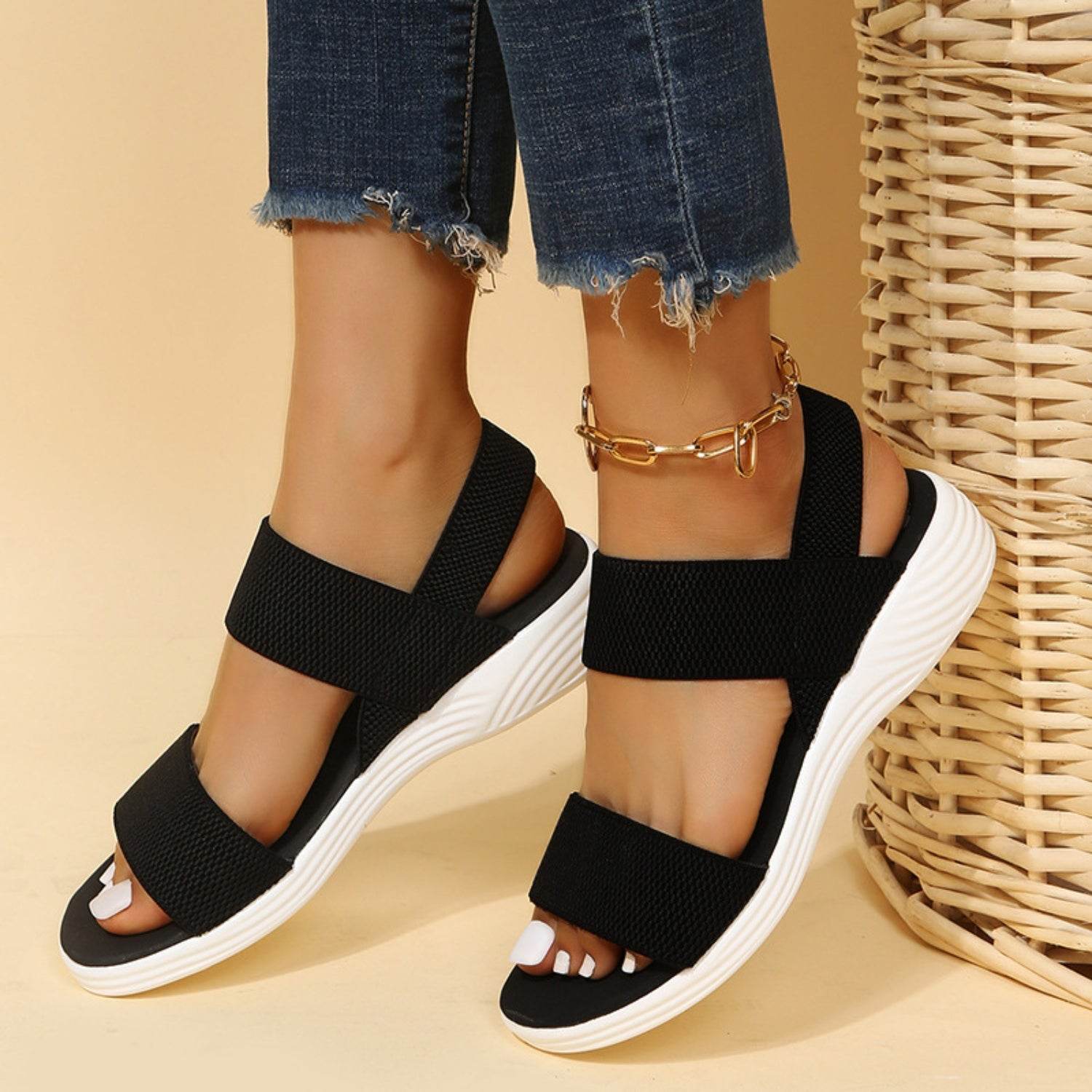 Rubber Open Toe Low Heel Sandals - Hovatok