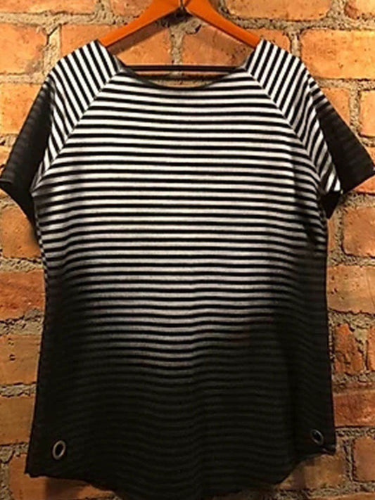 Men's Full Size Round Neck Short Sleeve Striped T-Shirt Plus Size - Hovatok