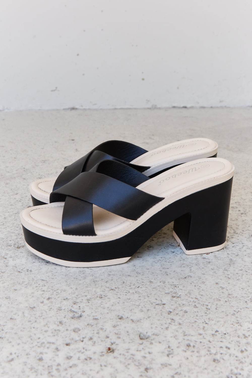 Weeboo Cherish The Moments Contrast Platform Sandals in Black - Hovatok