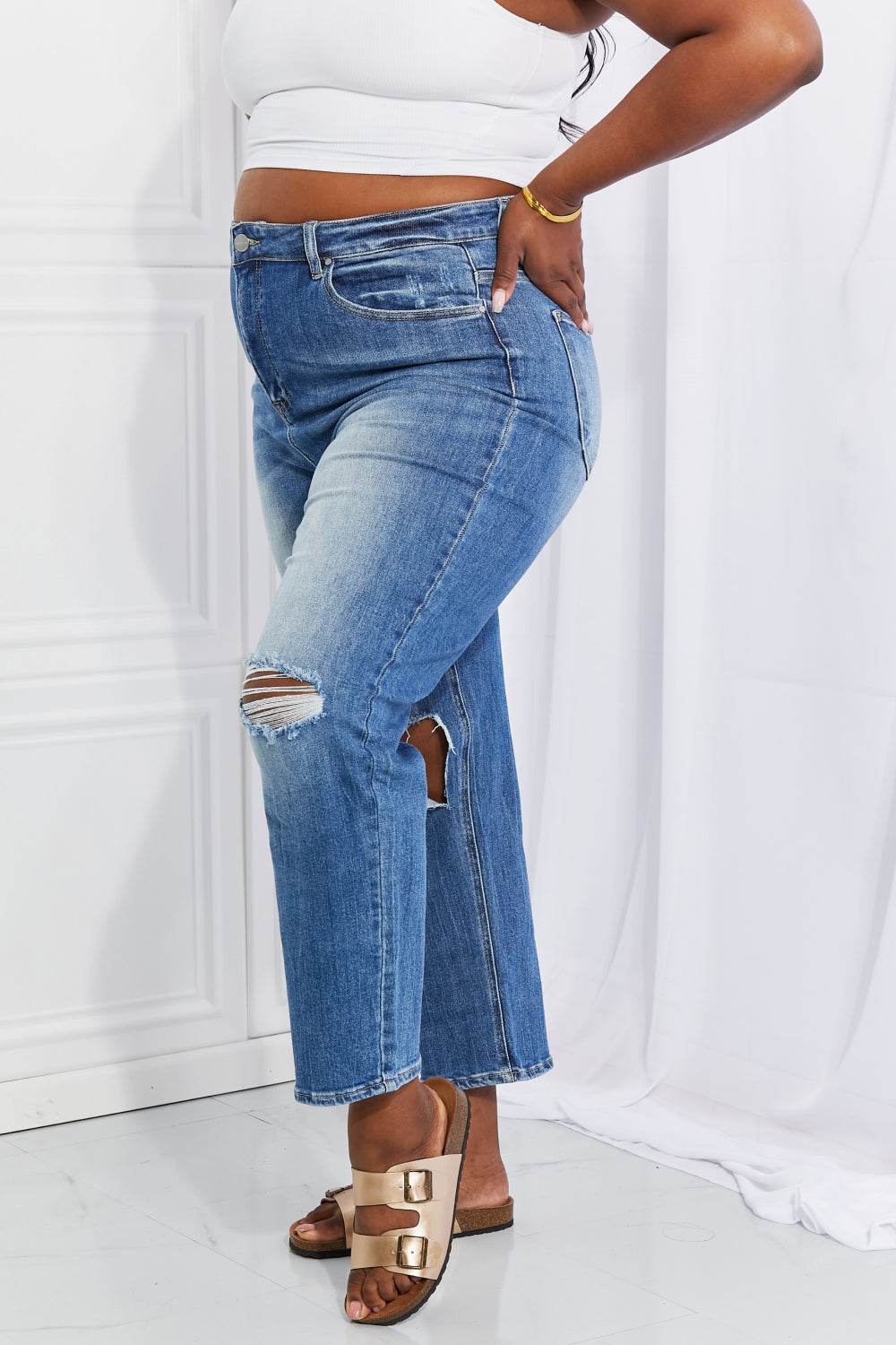 RISEN Full Size Emily High Rise Relaxed Jeans - Hovatok