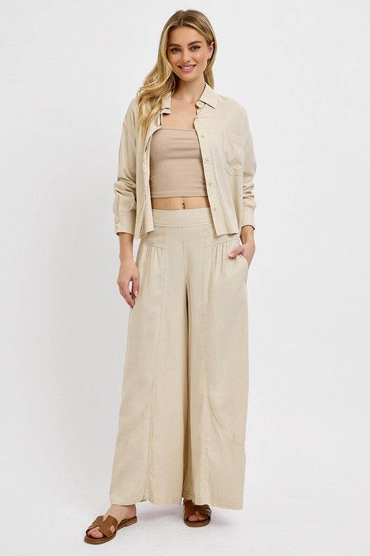 RISEN Shirring Detail Wide Leg Pants - Hovatok