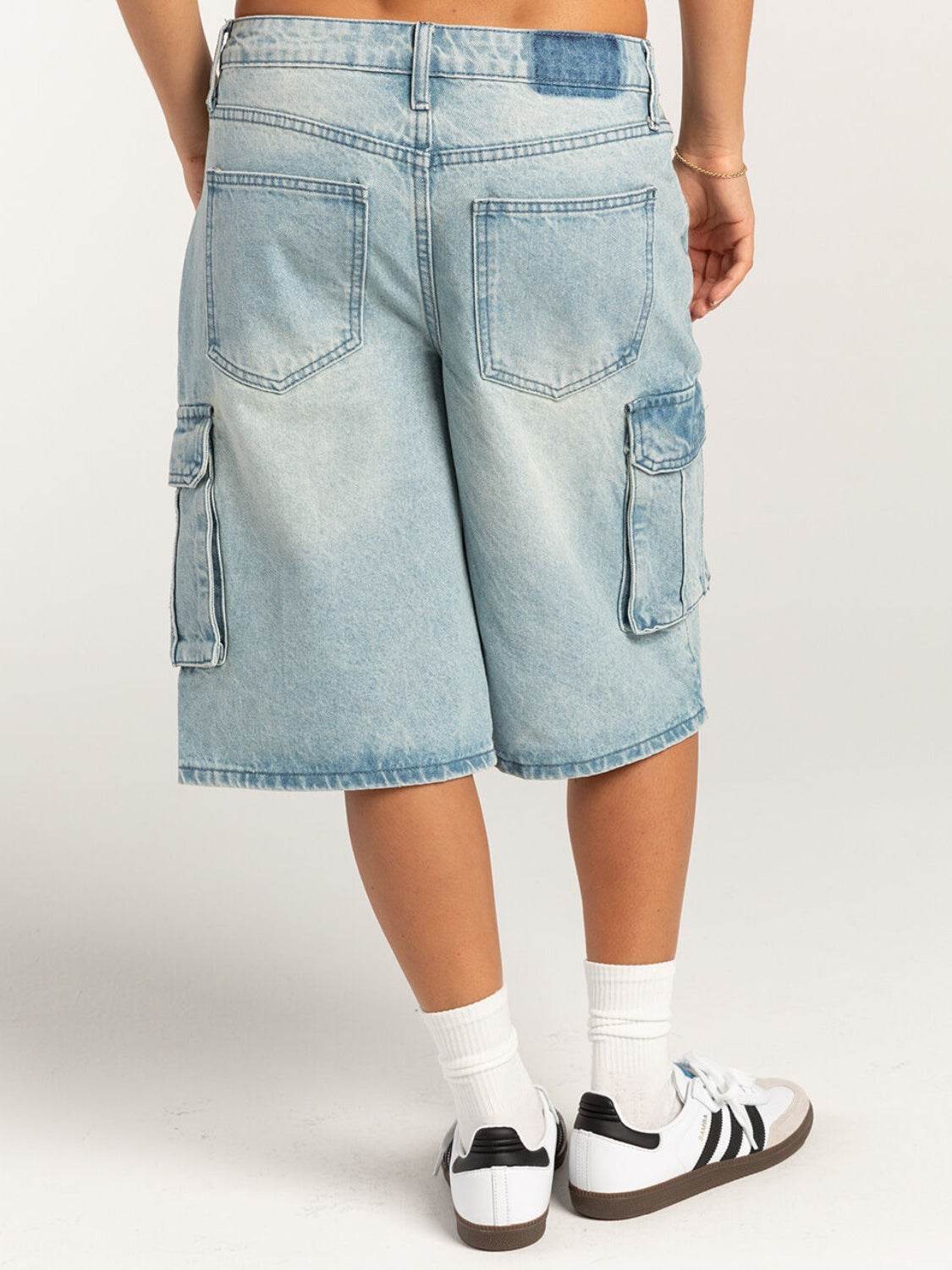 Mid-Rise Waist Denim Shorts with Pockets - Hovatok