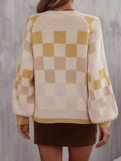 Angel Wings Checkered V-Neck Lantern Sleeve Sweater - Hovatok