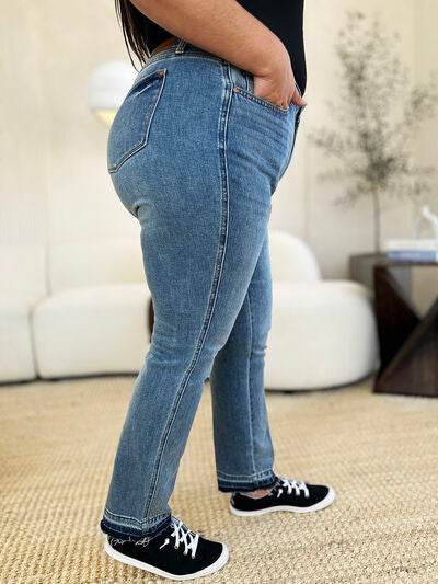 Judy Blue Full Size Mid Rise Rigid Magic Release Hem Jeans - Hovatok