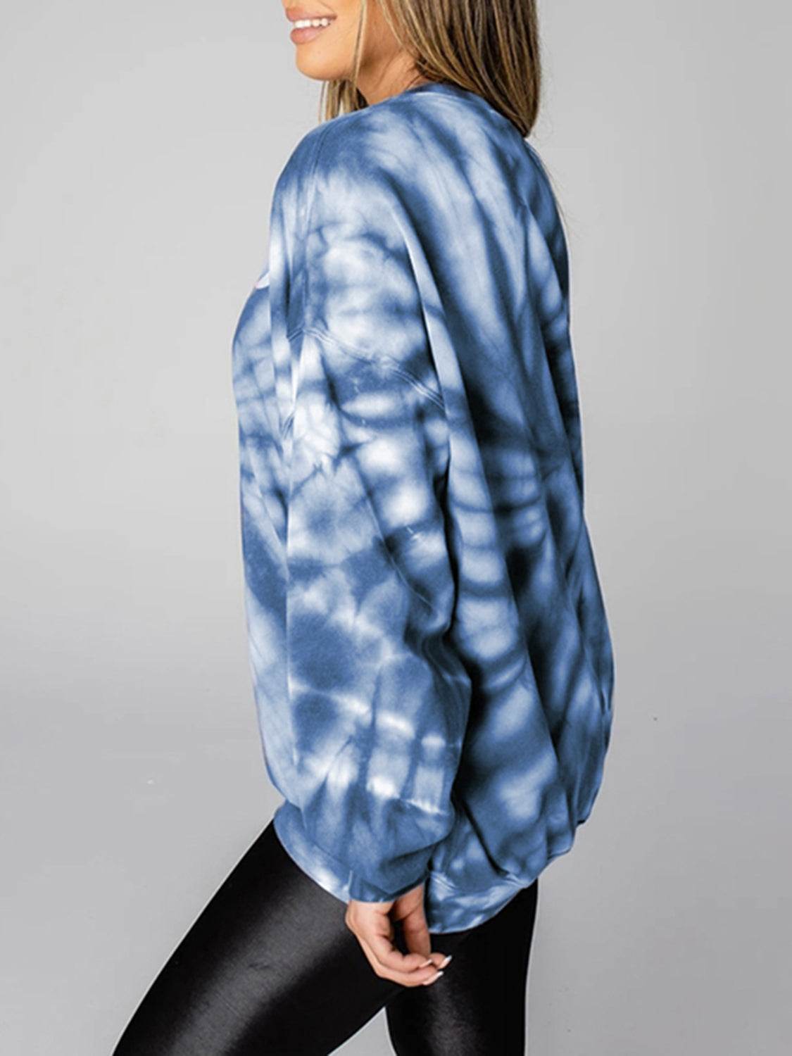 WEEKEND LOVER Graphic Tie-Dye Sweatshirt - Hovatok