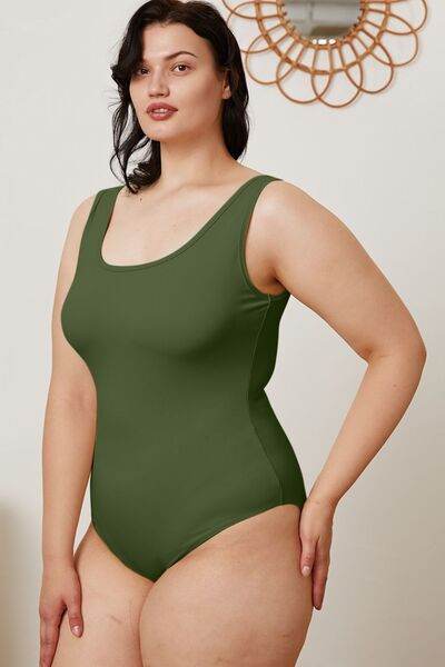 Basic Bae Full Size Square Neck Sleeveless Bodysuit - Hovatok