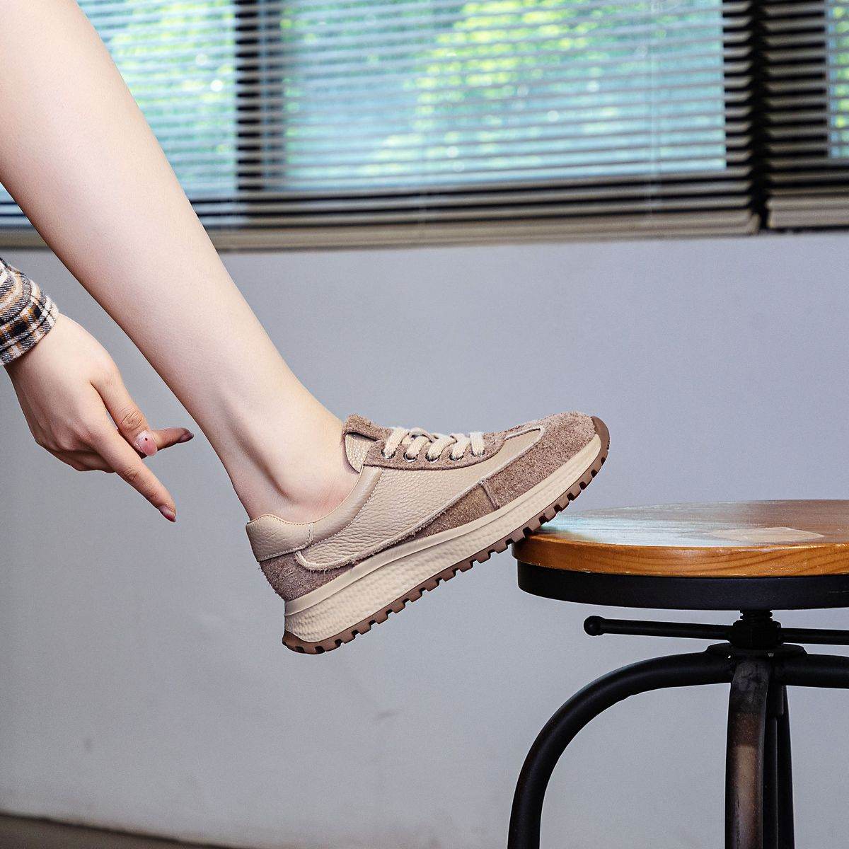 Lace Up Wedge Sneakers - Hovatok