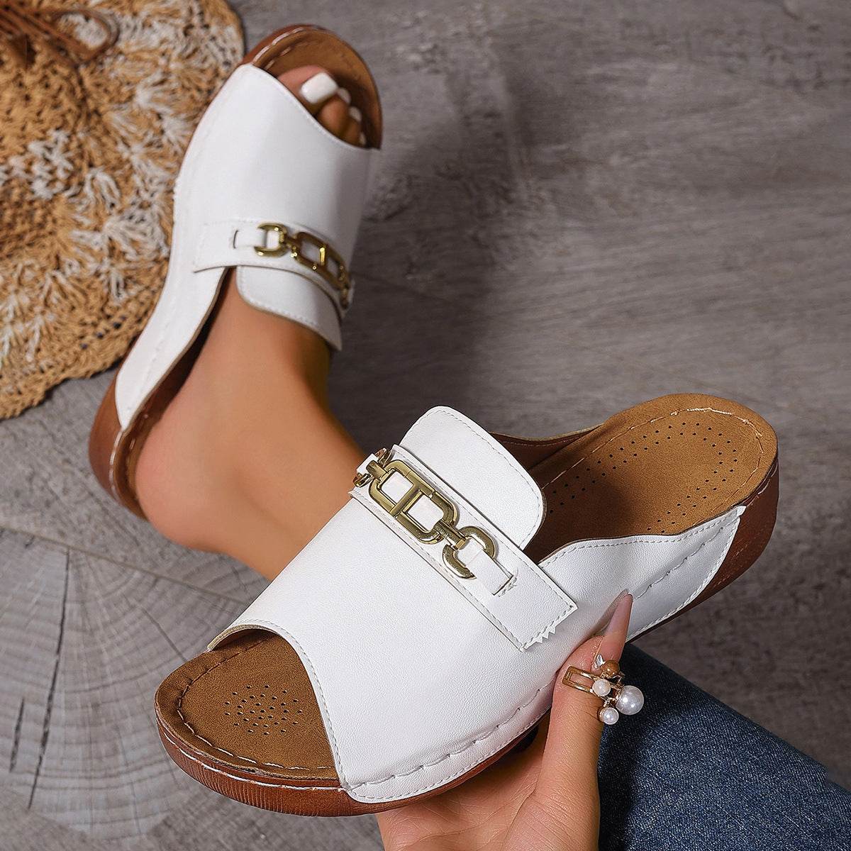 Open Toe Sandals with Metal Chain Decor - Hovatok