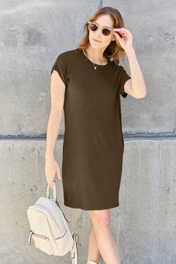 Basic Bae Full Size Round Neck Short Sleeve Dress with Pockets - Hovatok