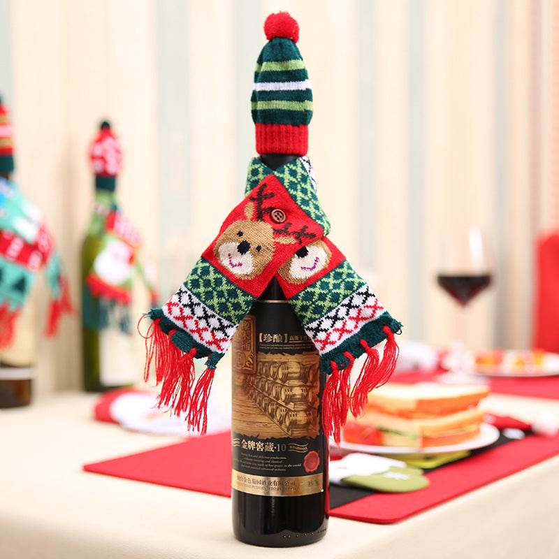 Christmas Hat and Scarf Wine Bottle Decoration - Hovatok