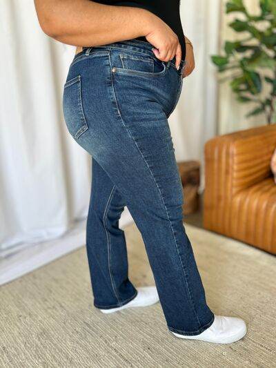 RFM Full Size High Rise Straight Tummy Control Jeans - Hovatok