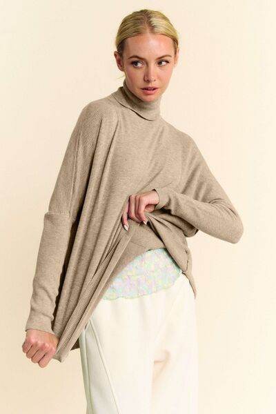 Davi & Dani Turtleneck Long Sleeve Knit Top - Hovatok