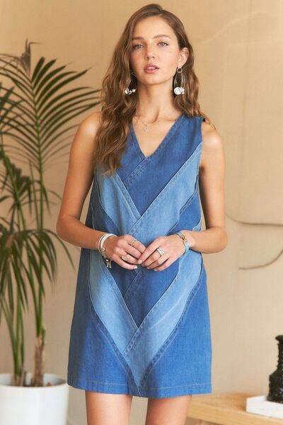 ADORA Chevron Color Block V-Neck Denim Dress - Hovatok