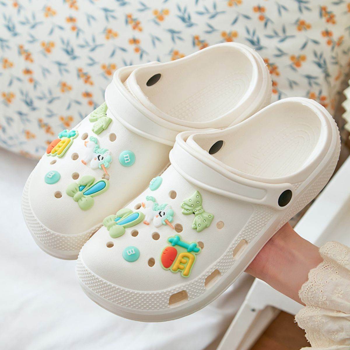 Platform Slip-On Clogs - Hovatok