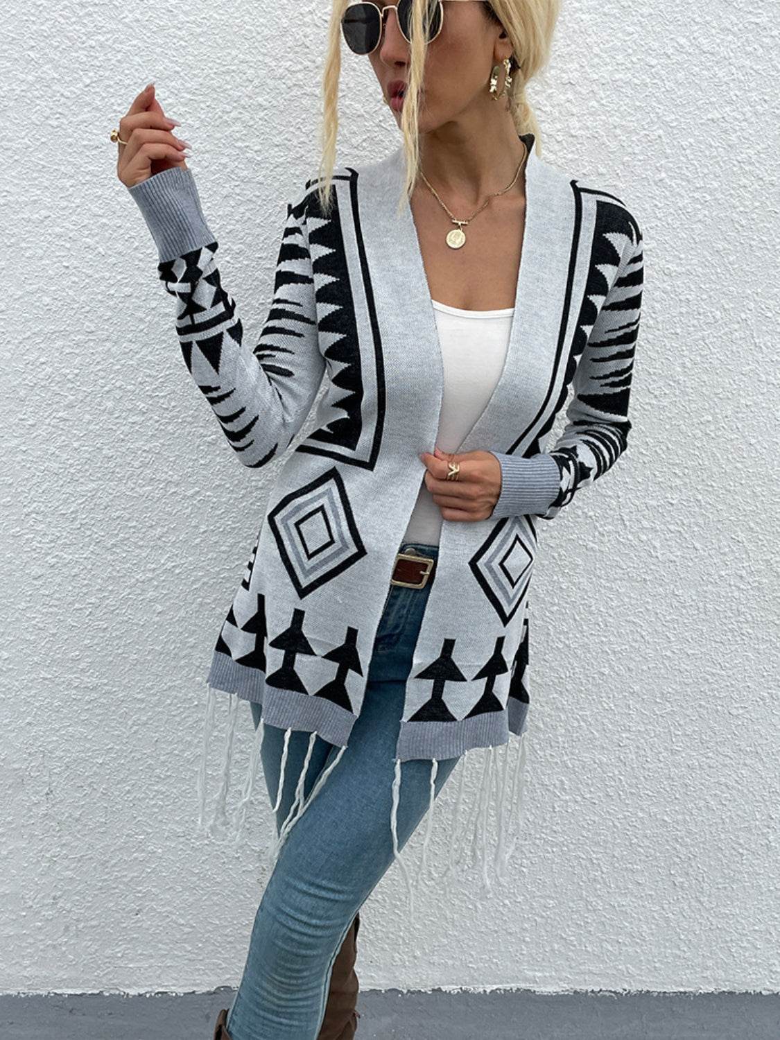 Shiny Geometric Fringe Hem Open Front Cardigan - Hovatok
