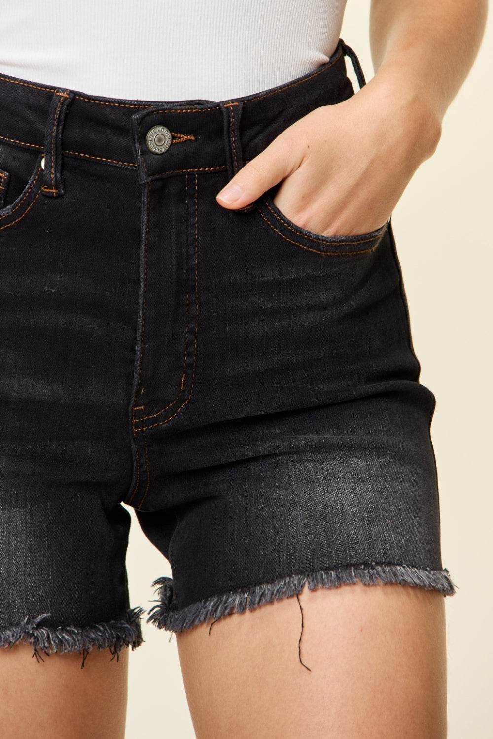 Judy Blue Full Size Tummy Control Fray Hem Shorts - Hovatok