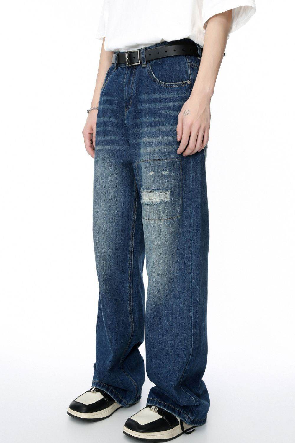 Men's Distressed Applique Straight Jeans - Hovatok