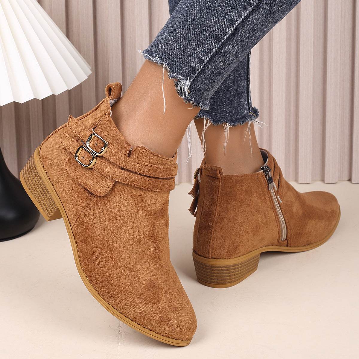 Point Toe Block Heel Boots - Hovatok