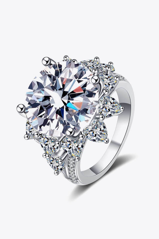 10 Carat Moissanite Flower-Shaped Ring - Hovatok