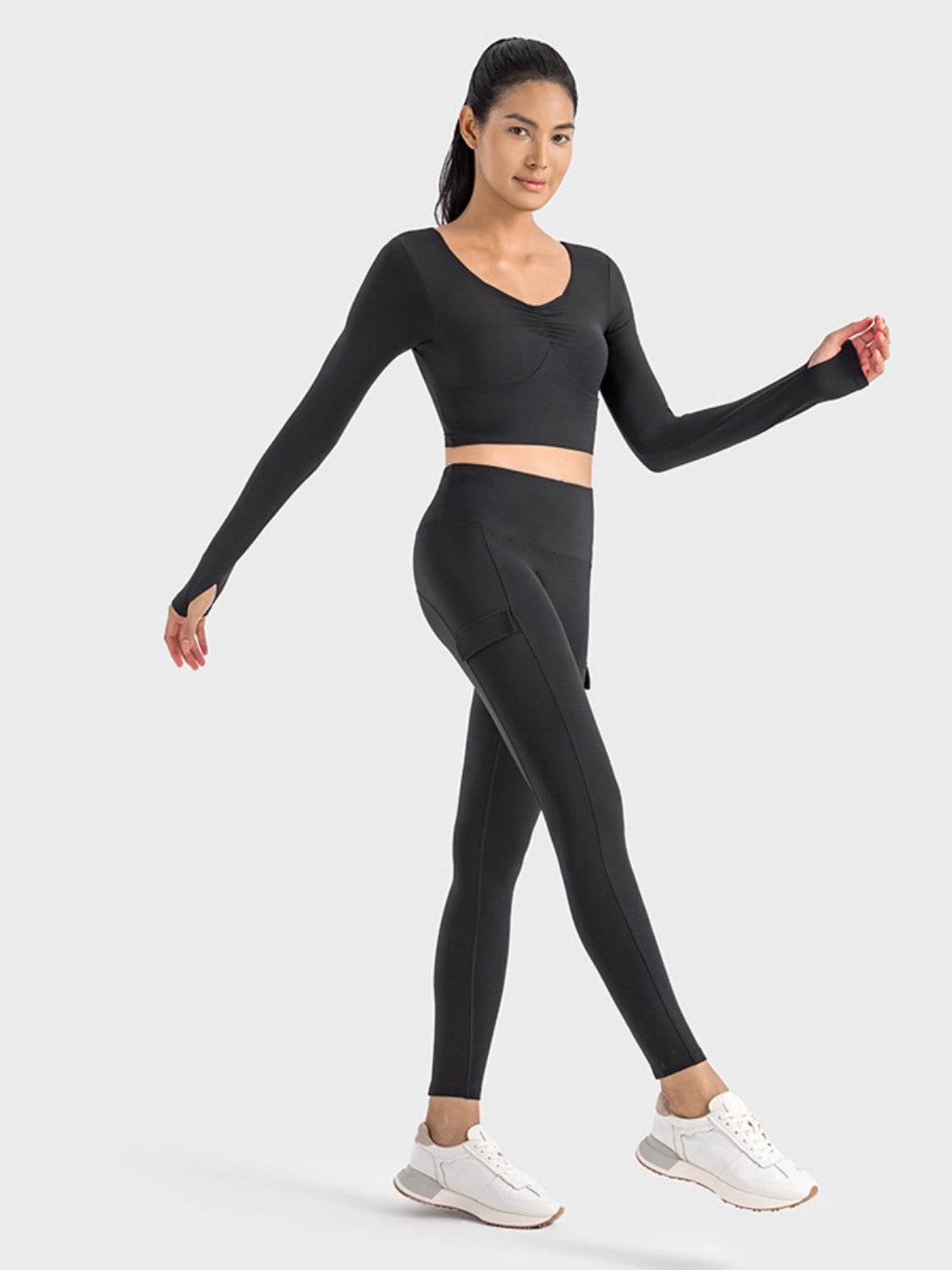 Millennia Ruched Cropped Long Sleeve Sports Top - Hovatok