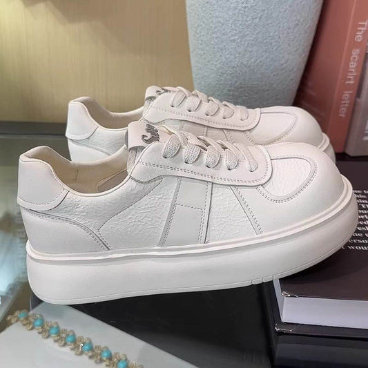 Round Toe Lace Up Platform Sneakers - Hovatok