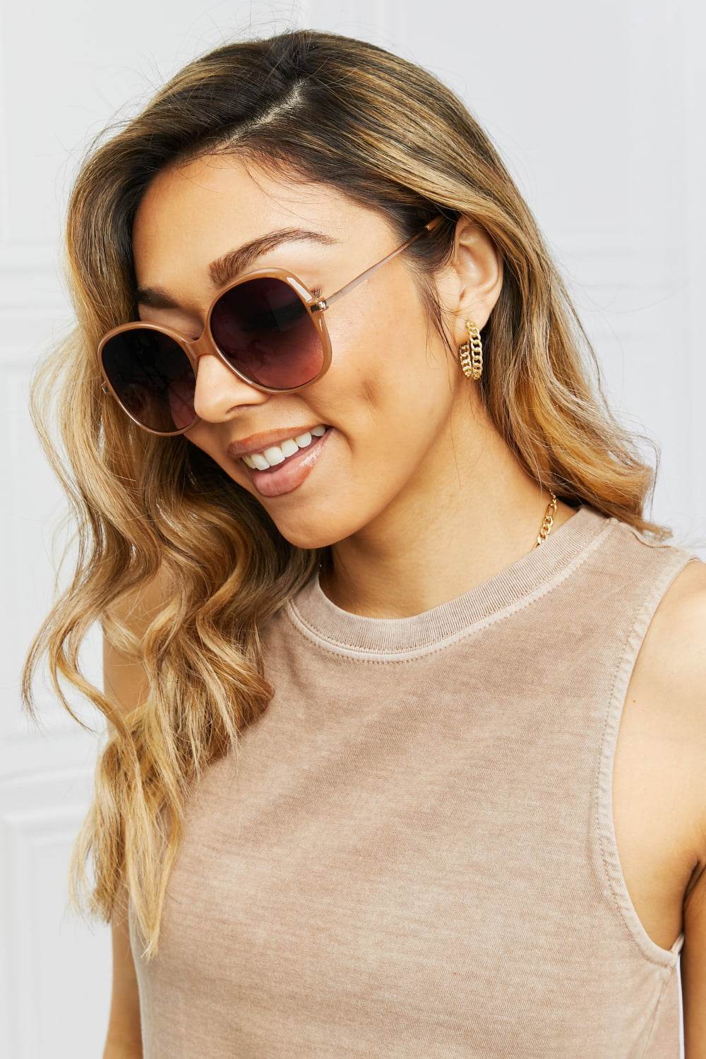 Metal-Plastic Hybrid Full Rim Sunglasses - Hovatok