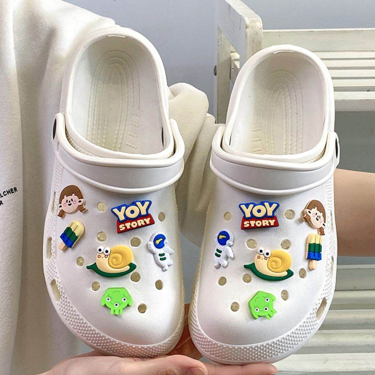 Platform Slip-On Clogs - Hovatok