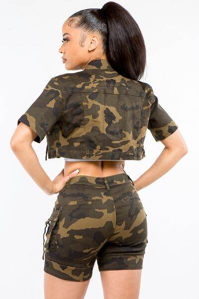 American Bazi Full Size Camouflage Short Sleeve Cropped Jacket - Hovatok