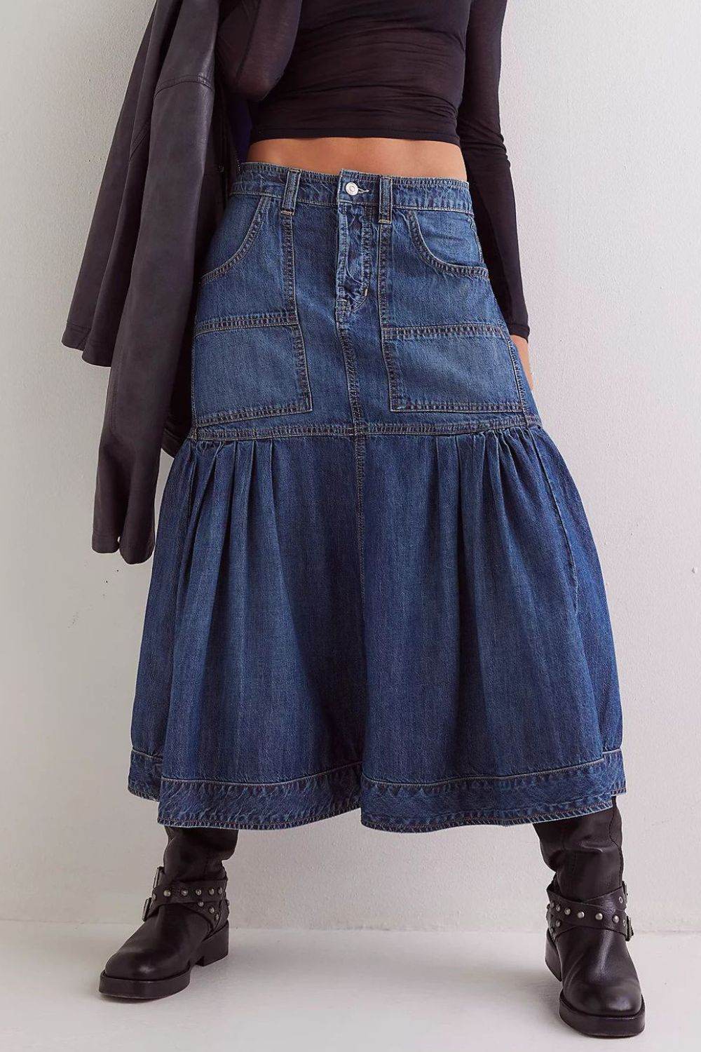 Midi Denim Skirt with Pockets - Hovatok