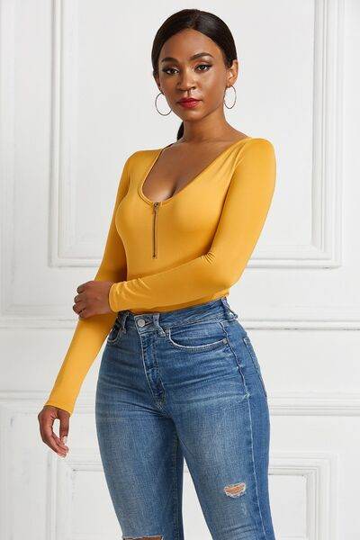 Half Zip Scoop Neck Long Sleeve Bodysuit - Hovatok