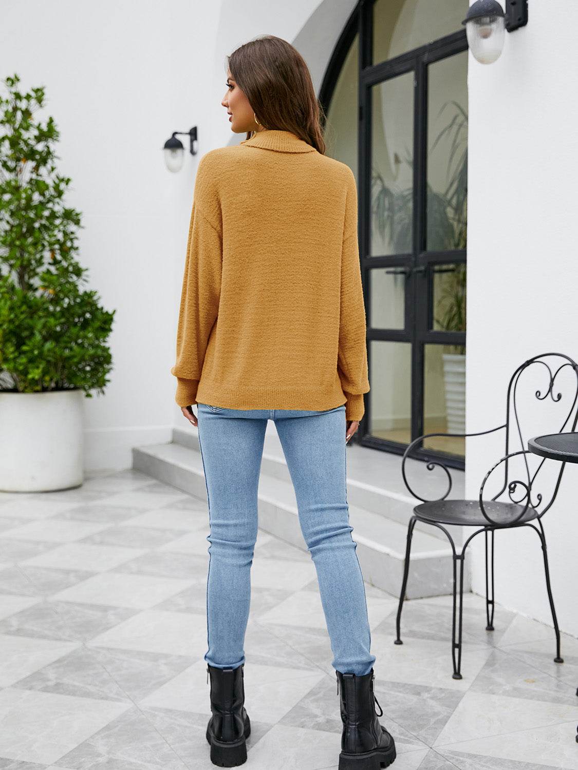 Turtleneck Dropped Shoulder Sweater - Hovatok