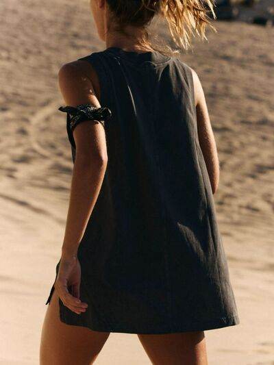 Side Slit V-Neck Tank - Hovatok