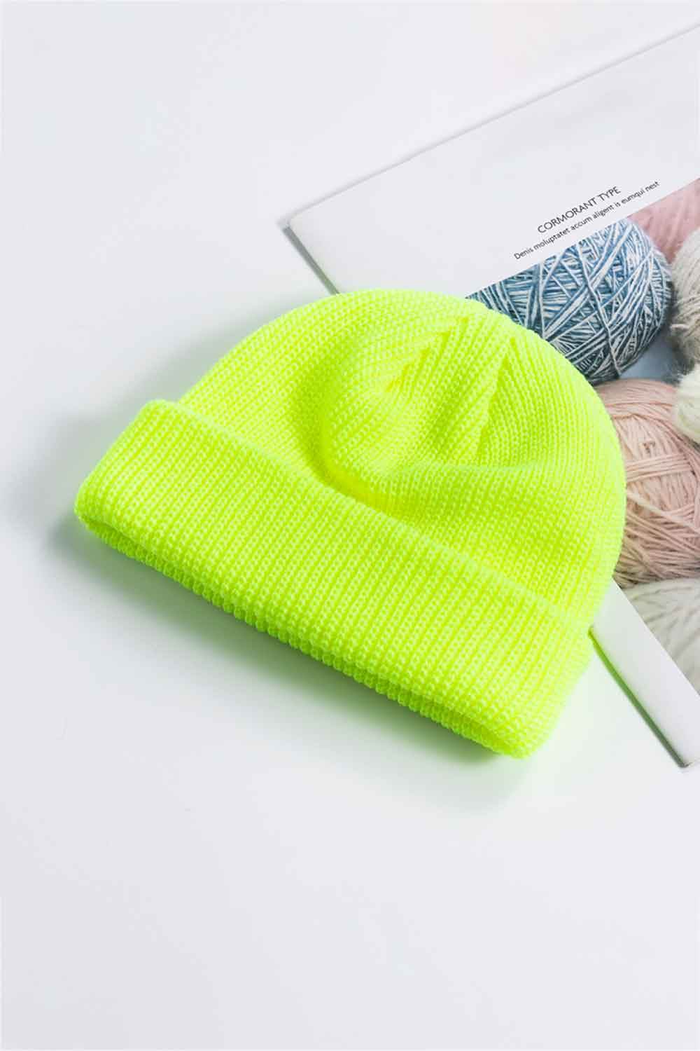 Cozy Rib-Knit Cuff Beanie - Hovatok