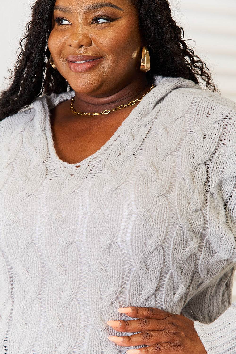 Woven Right Cable-Knit Hooded Sweater - Hovatok