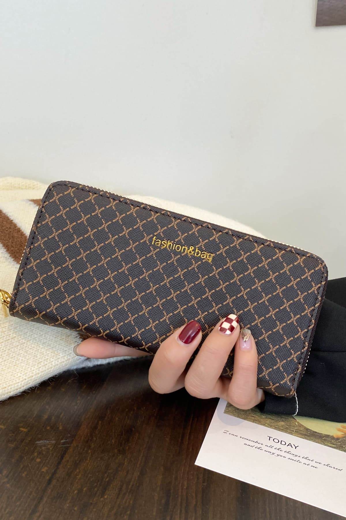 PU Leather Plaid Wallet - Hovatok