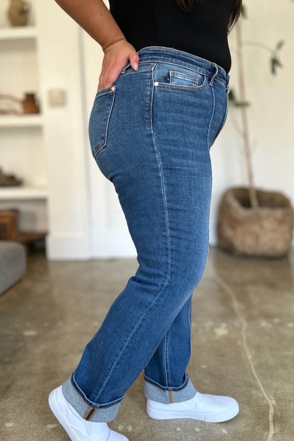 Judy Blue Full Size High Waist Front Seam Detail Straight Jeans - Hovatok