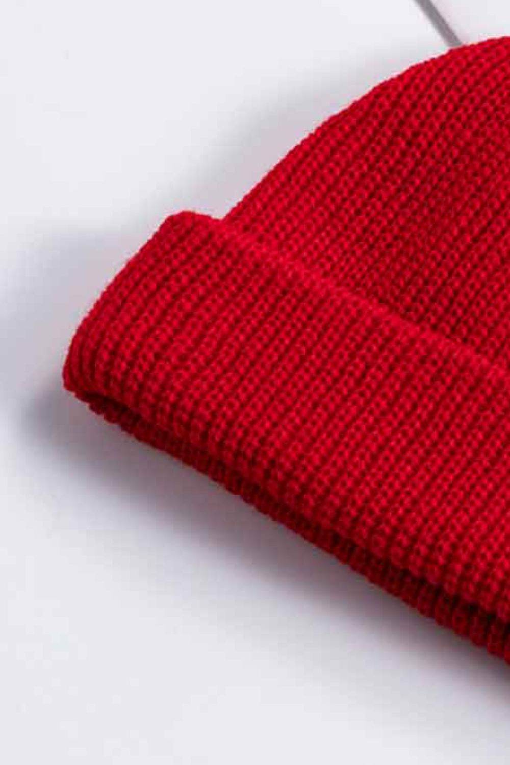 Cozy Rib-Knit Cuff Beanie - Hovatok