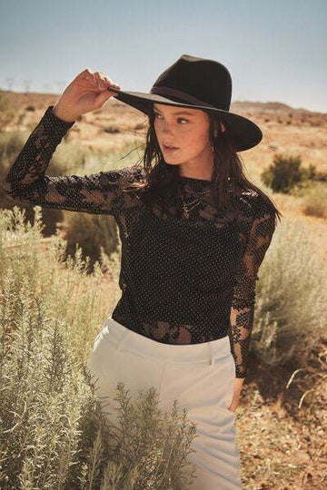 Ces Femme Floral Lace Mesh Bodysuit - Hovatok