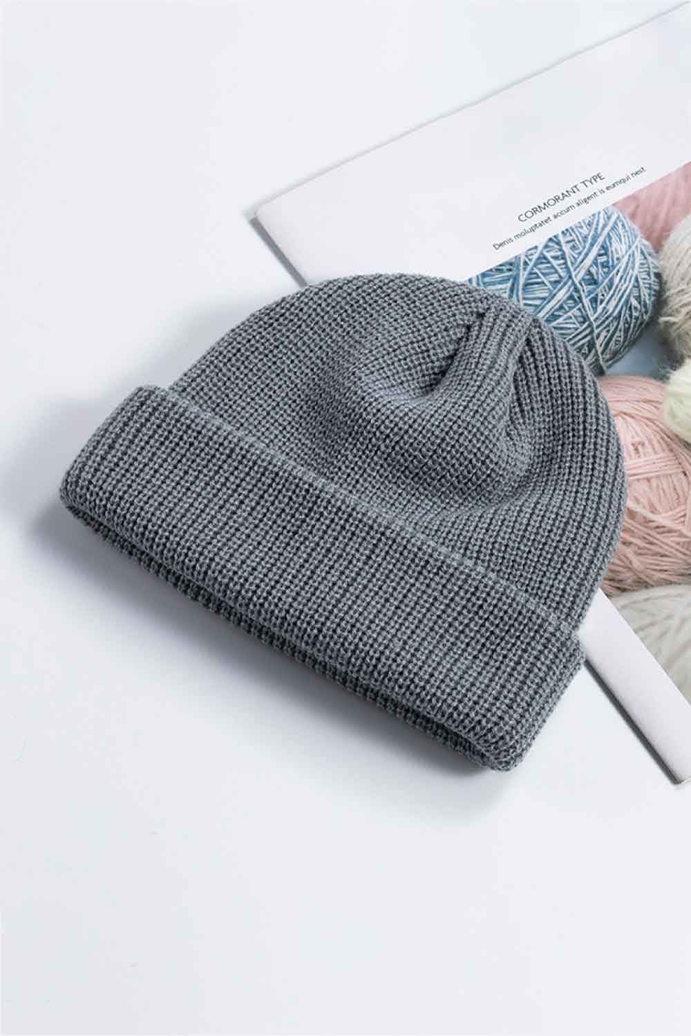 Cozy Rib-Knit Cuff Beanie - Hovatok