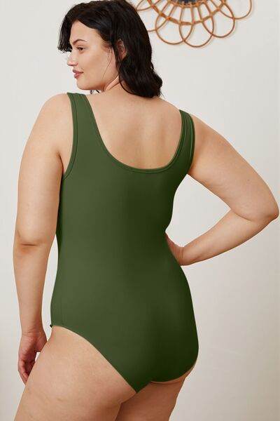 Basic Bae Full Size Square Neck Sleeveless Bodysuit - Hovatok