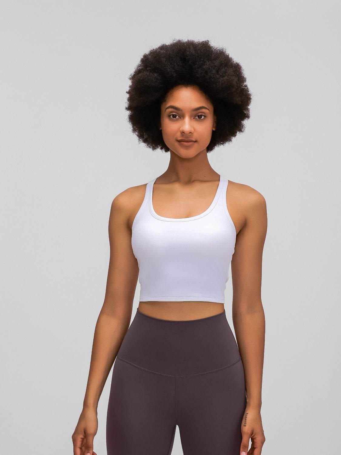 Millennia Scoop Neck Active Tank with Detachable Chest Pads - Hovatok