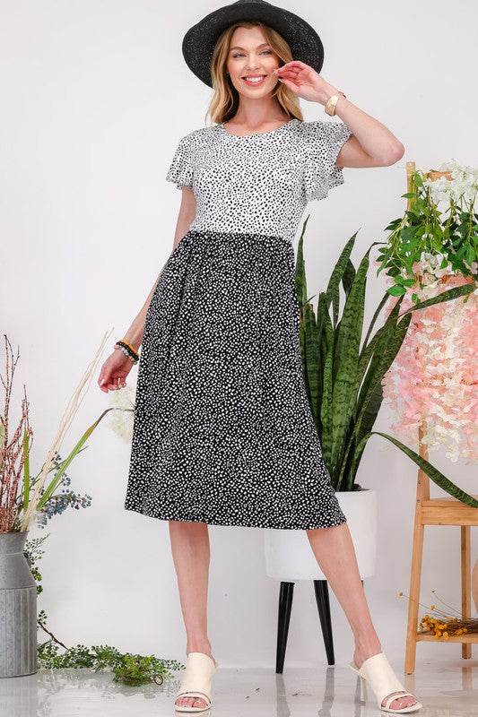 Celeste Plus Size Two Tone Animal Print Flutter Sleeve Midi Dress - Hovatok