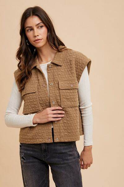 Annie Wear Puzzle Quilted Snap Down Vest Coat - Hovatok