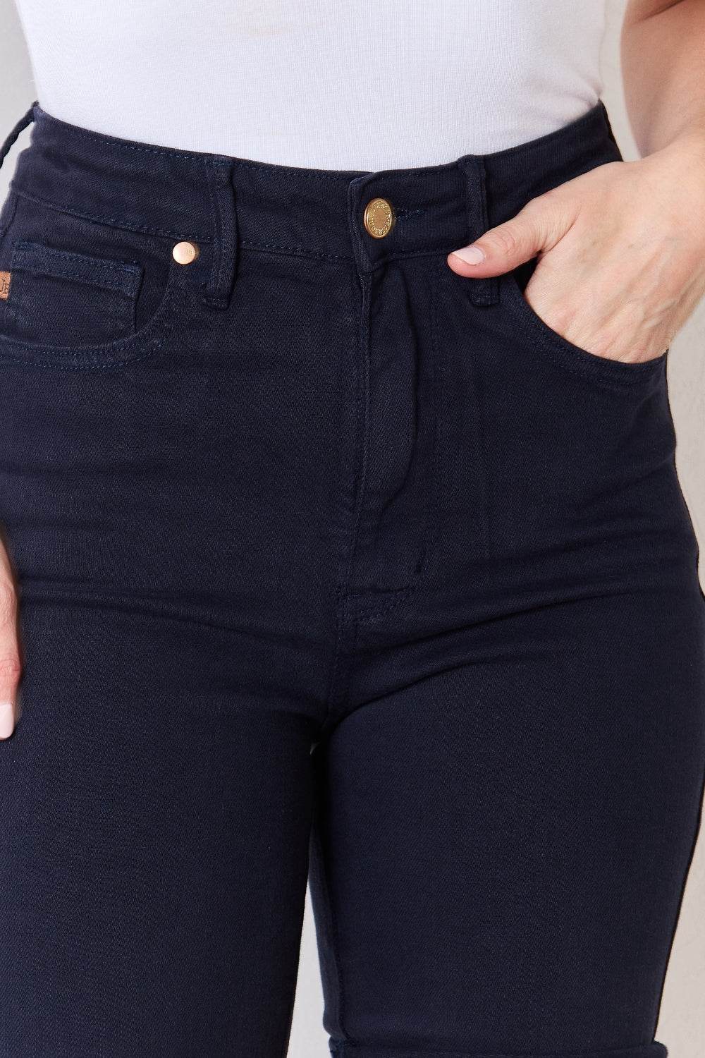 Judy Blue Full Size High Waist Tummy Control Bermuda Shorts - Hovatok