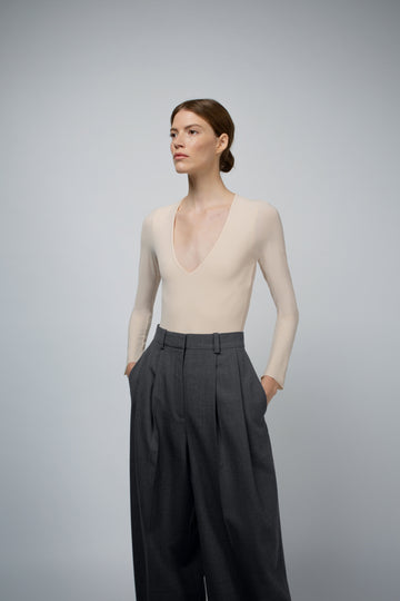 NOVA DOUBLE LAYER V-NECK BODYSUIT IN FOAM