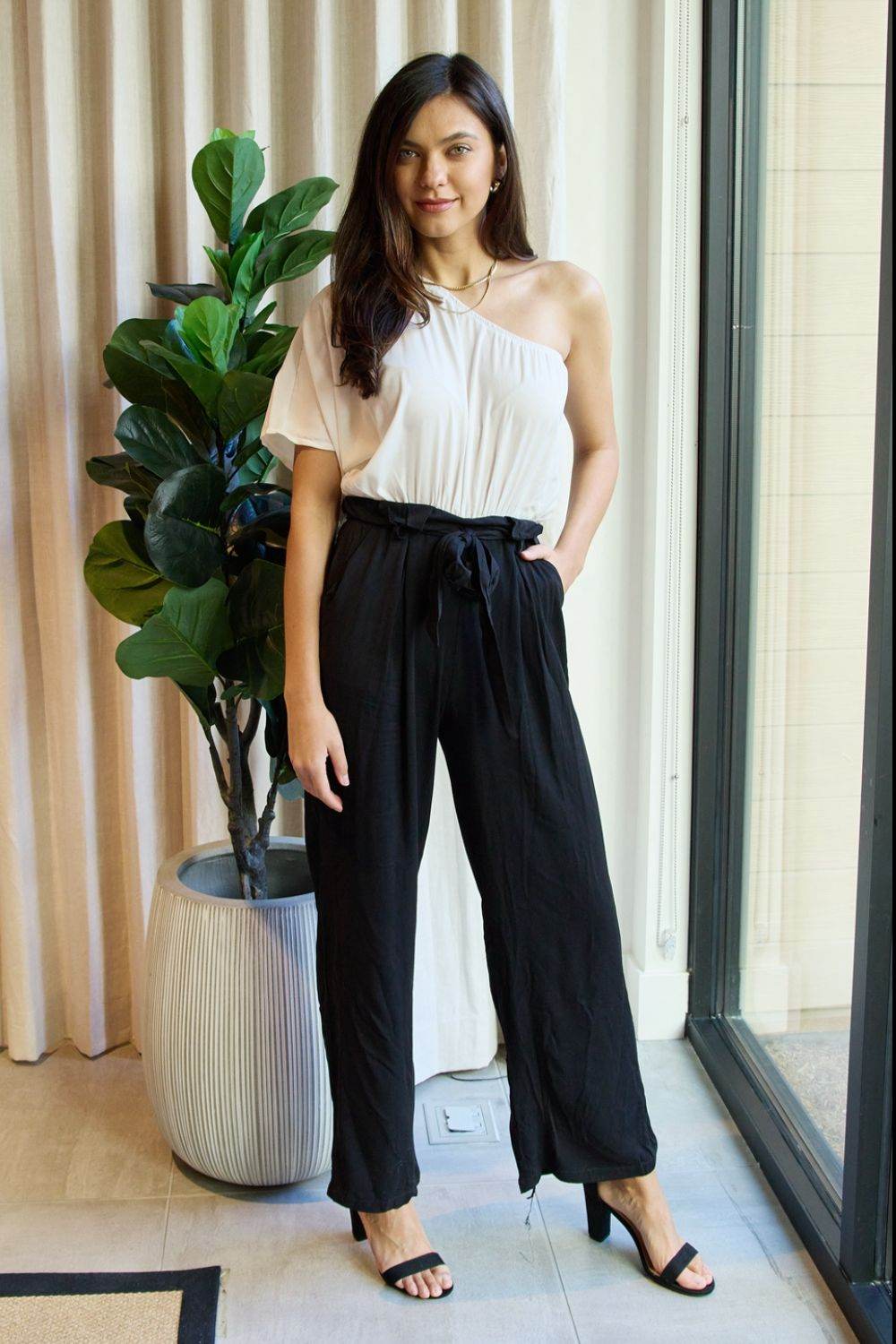 Dress Day Marvelous in Manhattan One-Shoulder Jumpsuit in White/Black - Hovatok