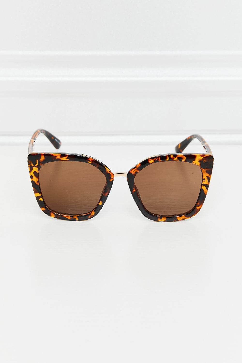 Cat Eye Full Rim Polycarbonate Sunglasses - Hovatok