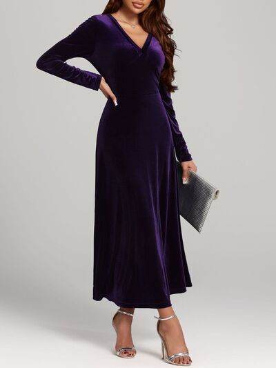 V-Neck Long Sleeve Velvet Dress - Hovatok