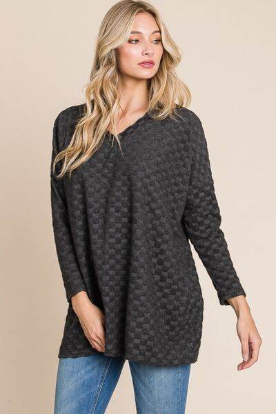 BOMBOM Checkered Long Sleeve V-Neck T-Shirt - Hovatok