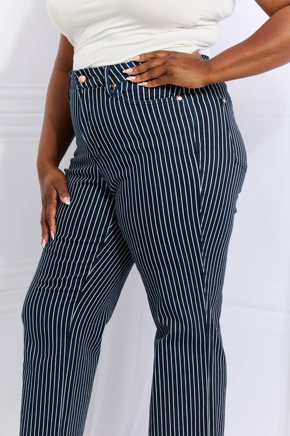 Judy Blue Cassidy Full Size High Waisted Tummy Control Striped Straight Jeans - Hovatok